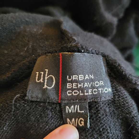 Black Urban Behaviour Hooded Sweater - Picture 4 of 6